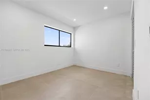 6243 NW 171st St, Hialeah, FL 33015 - Photo 21