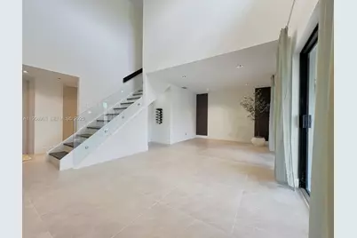 6243 NW 171st St, Hialeah, FL 33015 - Photo 11