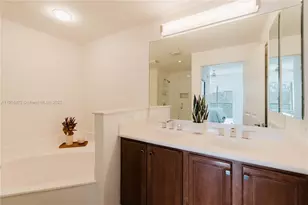 9021 SW 94th St, Miami, FL 33176 - Photo 9