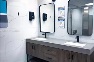 3140 S Ocean Dr, Hallandale Beach, FL 33009 - Photo 45