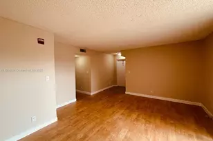 7610 Westwood Dr, Tamarac, FL 33321 - Photo 9