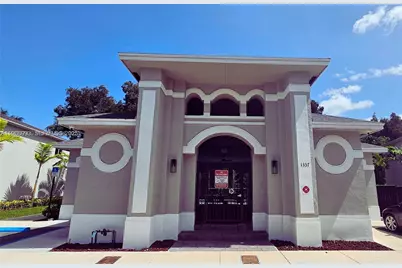 1363 NW 208th Ter, Miami Gardens, FL 33169 - Photo 17