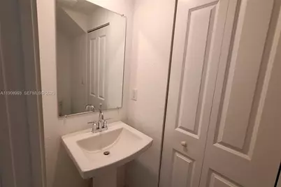 1363 NW 208th Ter, Miami Gardens, FL 33169 - Photo 37