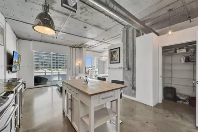 444 NE 30th St #1007, Miami, FL 33137 - Photo 5