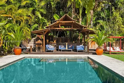 575 Hibiscus Ln, Miami, FL 33137 - Photo 47