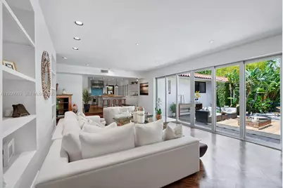 575 Hibiscus Ln, Miami, FL 33137 - Photo 21