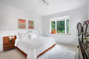 575 Hibiscus Ln, Miami, FL 33137 - Photo 13