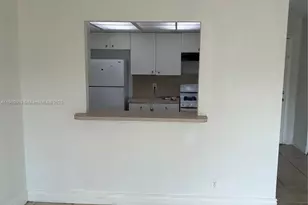 17911 NW 68th Ave, Hialeah, FL 33015 - Photo 17