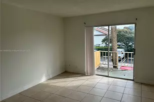 17911 NW 68th Ave, Hialeah, FL 33015 - Photo 5