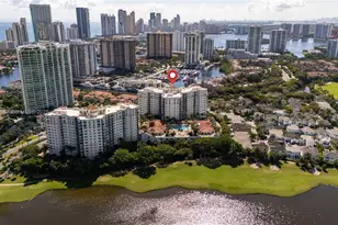 19900 E Country Club Dr, Aventura, FL 33180 - Photo 39