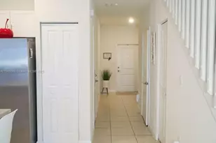 25255 SW 107th Ct, Homestead, FL 33032 - Photo 5