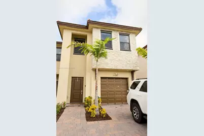 25255 SW 107th Ct, Homestead, FL 33032 - Photo 1