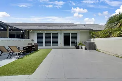 9933 NW 49th Ter, Doral, FL 33178 - Photo 31