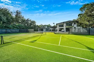 8961 SW 62nd Ct, Pinecrest, FL 33156 - Photo 23