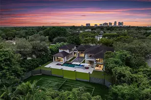 8961 SW 62nd Ct, Pinecrest, FL 33156 - Photo 1