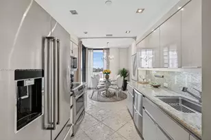 3000 Island Blvd, Aventura, FL 33160 - Photo 27