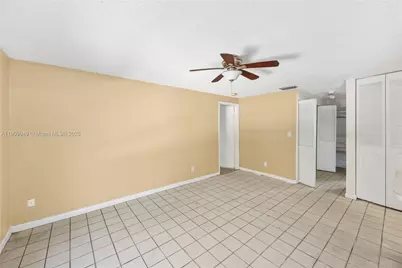 100 N Park Rd N, Royal Palm Beach, FL 33411 - Photo 19