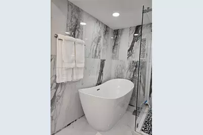 6010 S Falls Cir Dr #206, Lauderhill, FL 33319 - Photo 7