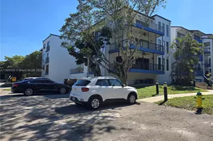 6010 S Falls Cir Dr, Lauderhill, FL 33319 - Photo 41