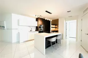 851 NE 1st Ave, Miami, FL 33132 - Photo 7