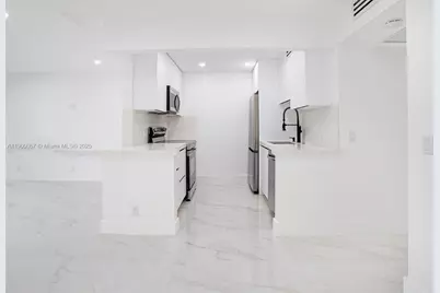 13250 SW 7th Ct #204L, Pembroke Pines, FL 33027 - Photo 9