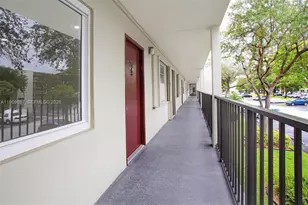 13250 SW 7th Ct, Pembroke Pines, FL 33027 - Photo 29