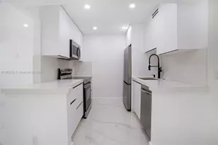 13250 SW 7th Ct, Pembroke Pines, FL 33027 - Photo 3