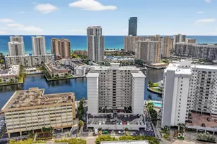 121 Golden Isles Dr, Hallandale Beach, FL 33009 - Photo 71