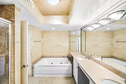 4775 Collins Ave #1903, Miami Beach, FL 33140 - Photo 33