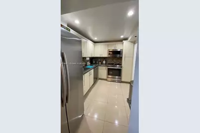 1100 Saint Charles Pl #PH15, Pembroke Pines, FL 33026 - Photo 5