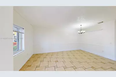 2221 SE 26th Ln, Homestead, FL 33035 - Photo 7