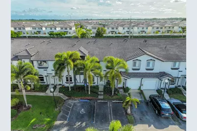 2221 SE 26th Ln, Homestead, FL 33035 - Photo 43