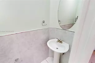 2221 SE 26th Ln, Homestead, FL 33035 - Photo 13