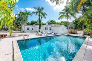 2379 Overbrook St, Coconut Grove, FL 33133 - Photo 1