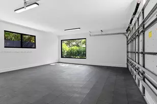 85 W Shore Dr W, Miami, FL 33133 - Photo 41