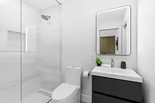 85 W Shore Dr W, Miami, FL 33133 - Photo 35