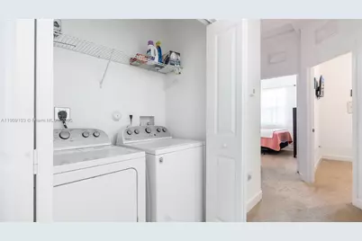 4445 NW 48th Ter, Tamarac, FL 33319 - Photo 17