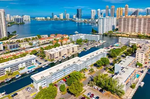 3849 NE 169th St, North Miami Beach, FL 33160 - Photo 45