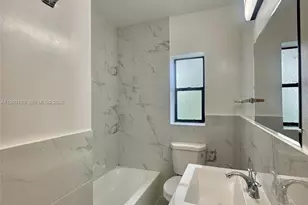 530 NE 71st St, Miami, FL 33138 - Photo 15