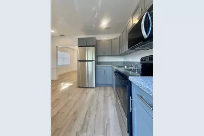 530 NE 71st St, Miami, FL 33138 - Photo 11