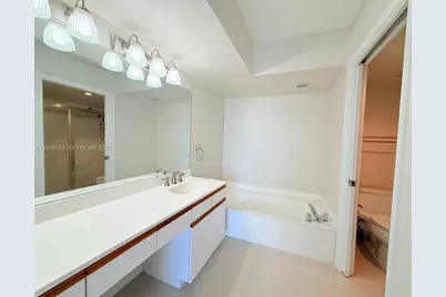 3530 Mystic Pointe Dr #1204, Aventura, FL 33180 - Photo 11