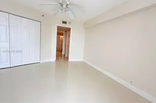 3530 Mystic Pointe Dr, Aventura, FL 33180 - Photo 7