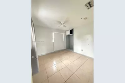 17902 NW 81st Ct, Hialeah, FL 33015 - Photo 19