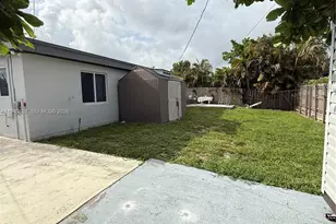 17902 NW 81st Ct, Hialeah, FL 33015 - Photo 27