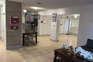 17902 NW 81st Ct, Hialeah, FL 33015 - Photo 3
