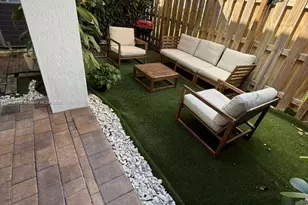 15929 SW 2nd Pl, Pembroke Pines, FL 33027 - Photo 21