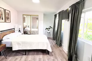 1025 NW 55th St, Miami, FL 33127 - Photo 9