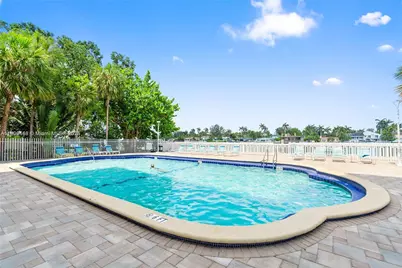 1455 N Treasure Dr #3R, North Bay Village, FL 33141 - Photo 9