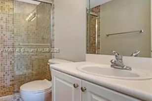 1455 N Treasure Dr, North Bay Village, FL 33141 - Photo 17