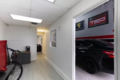 7215 NW 41st St #H, Miami, FL 33166 - Photo 9